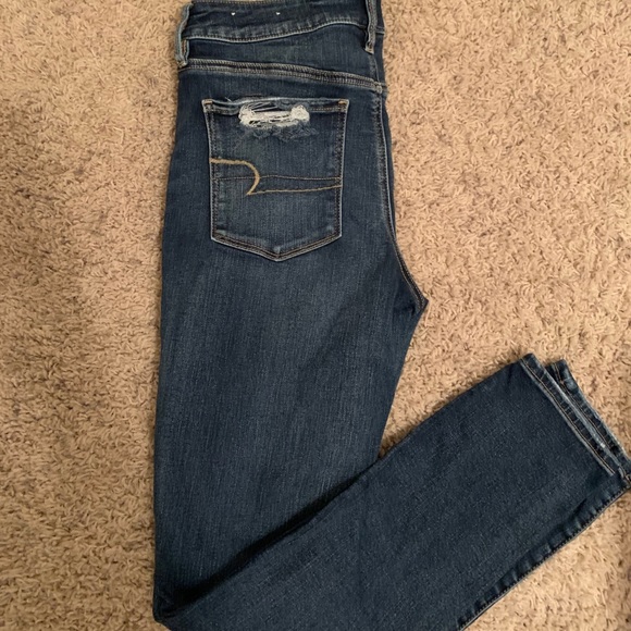 American eagle ripped jeans - Picture 3 of 3